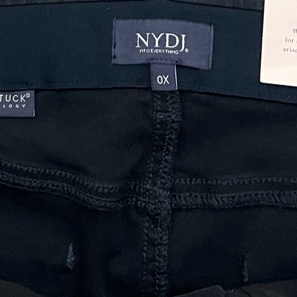 NWT NYDJ Waistmatch Marilyn Straight Ankle Pants in Trinity Black - Picture 5 of 9